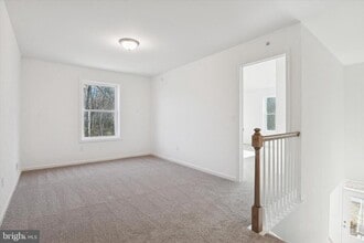 Building Photo - 110 Silversmith Rd