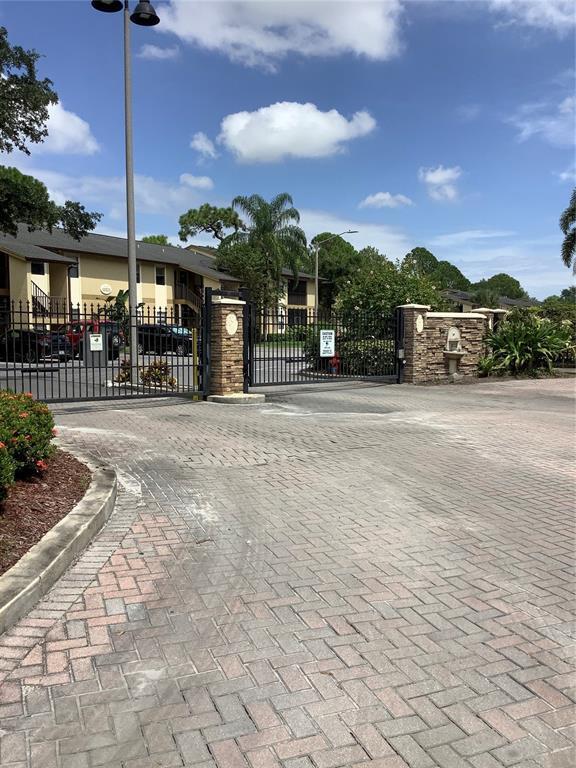 10196 Sailwinds Blvd S Unit 107, Largo, FL 33773 Condo for Rent in