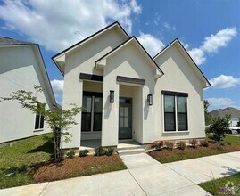 Building Photo - 9905 Stone Water Dr