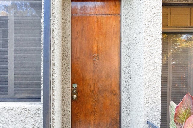 Building Photo - 484 E California Blvd