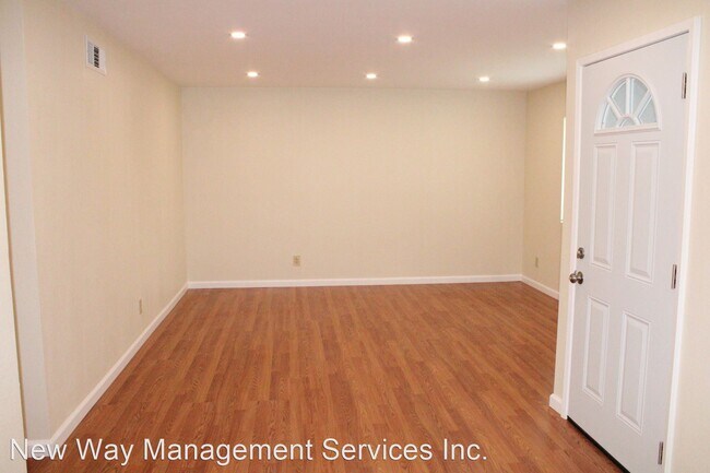 Building Photo - 3 br, 1.5 bath House - 421 Ebbets Pass Road