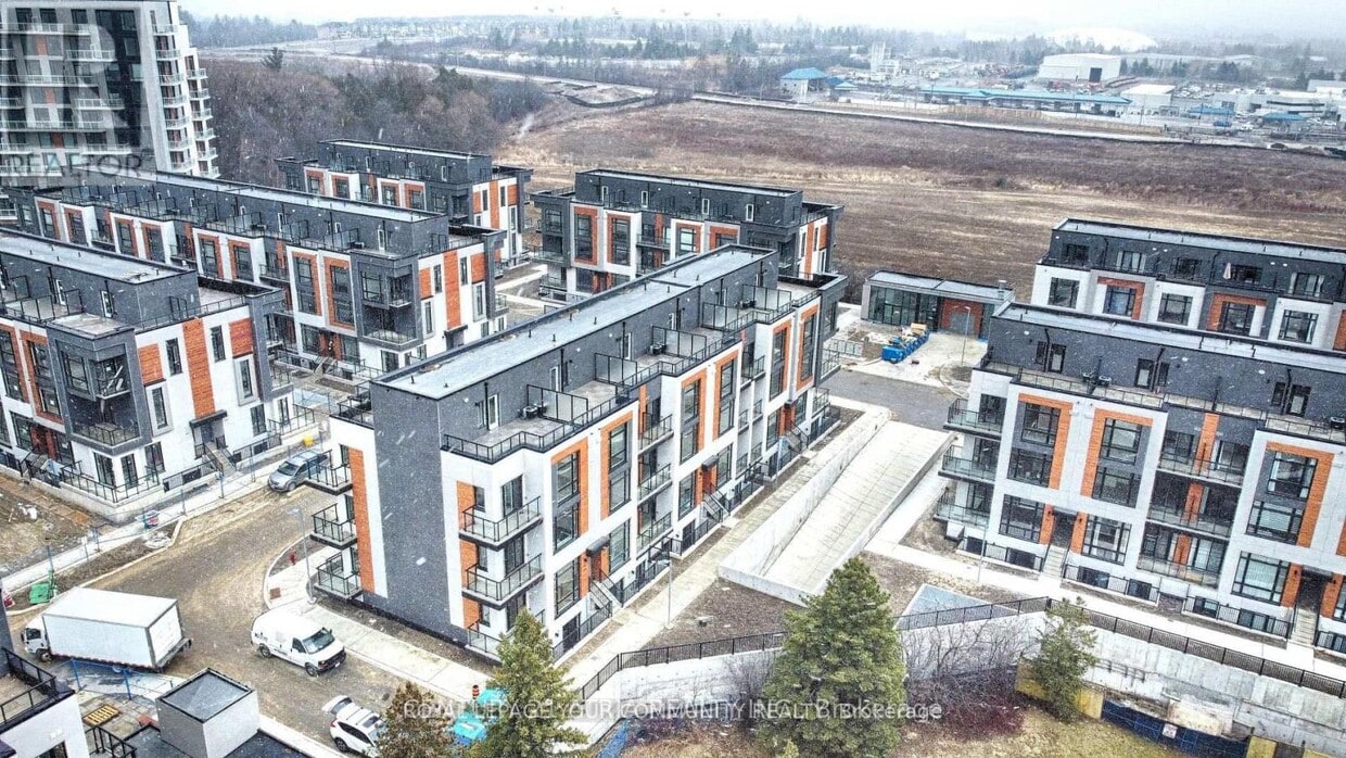 Photo principale - 15-1415 David Eyer Rd