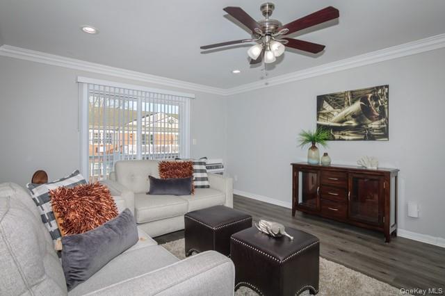 Foto del edificio - 70 Middleton Rd