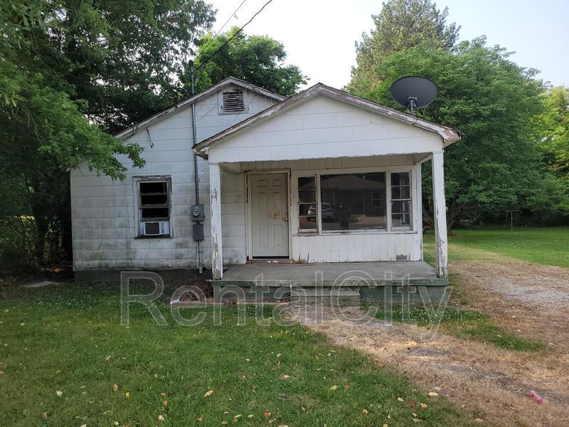 1855 Curry St, Dyersburg, TN 38024 House Rental in Dyersburg, TN