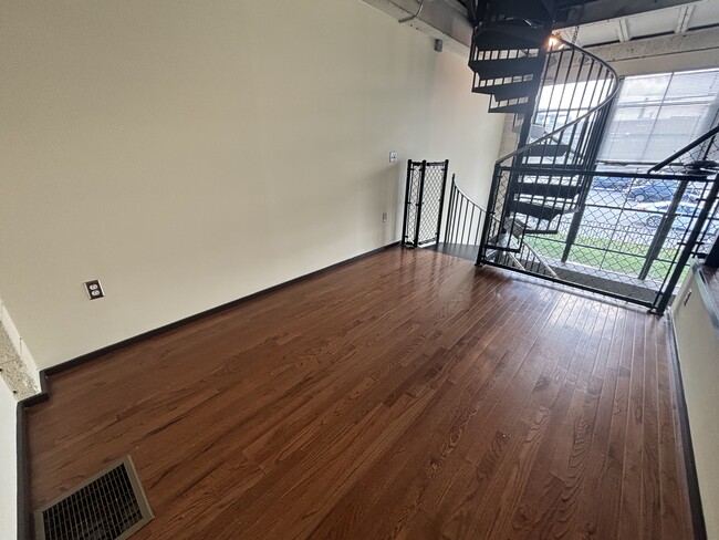 Apartment 25 - Stockton Lofts