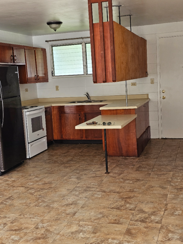 Foto del edificio - 2458 Wilder Ave