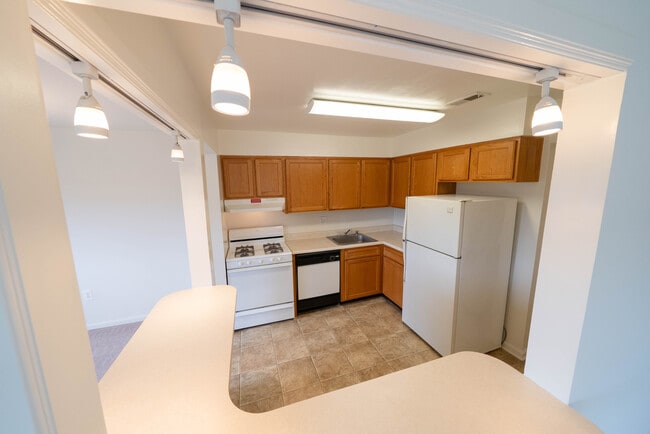 Kitchen (Unit C) - Harborside Village Apartments