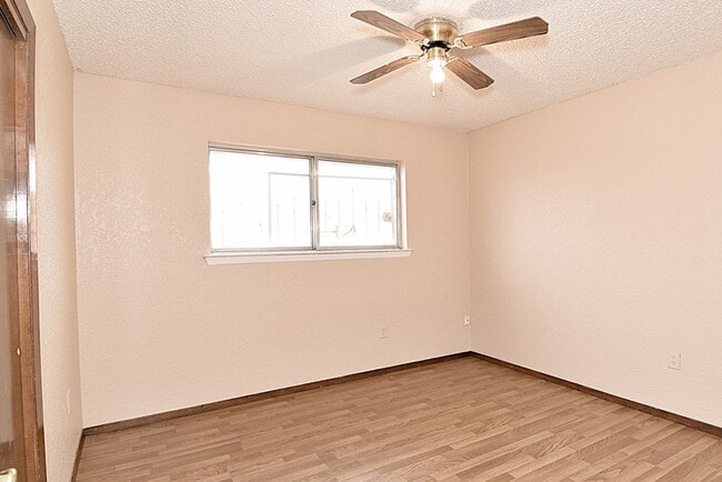 Building Photo - 11473 Jim Ferriell Dr