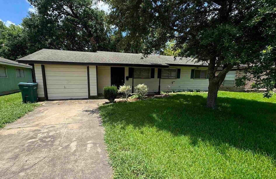 Foto principal - 165 Smelker Ave