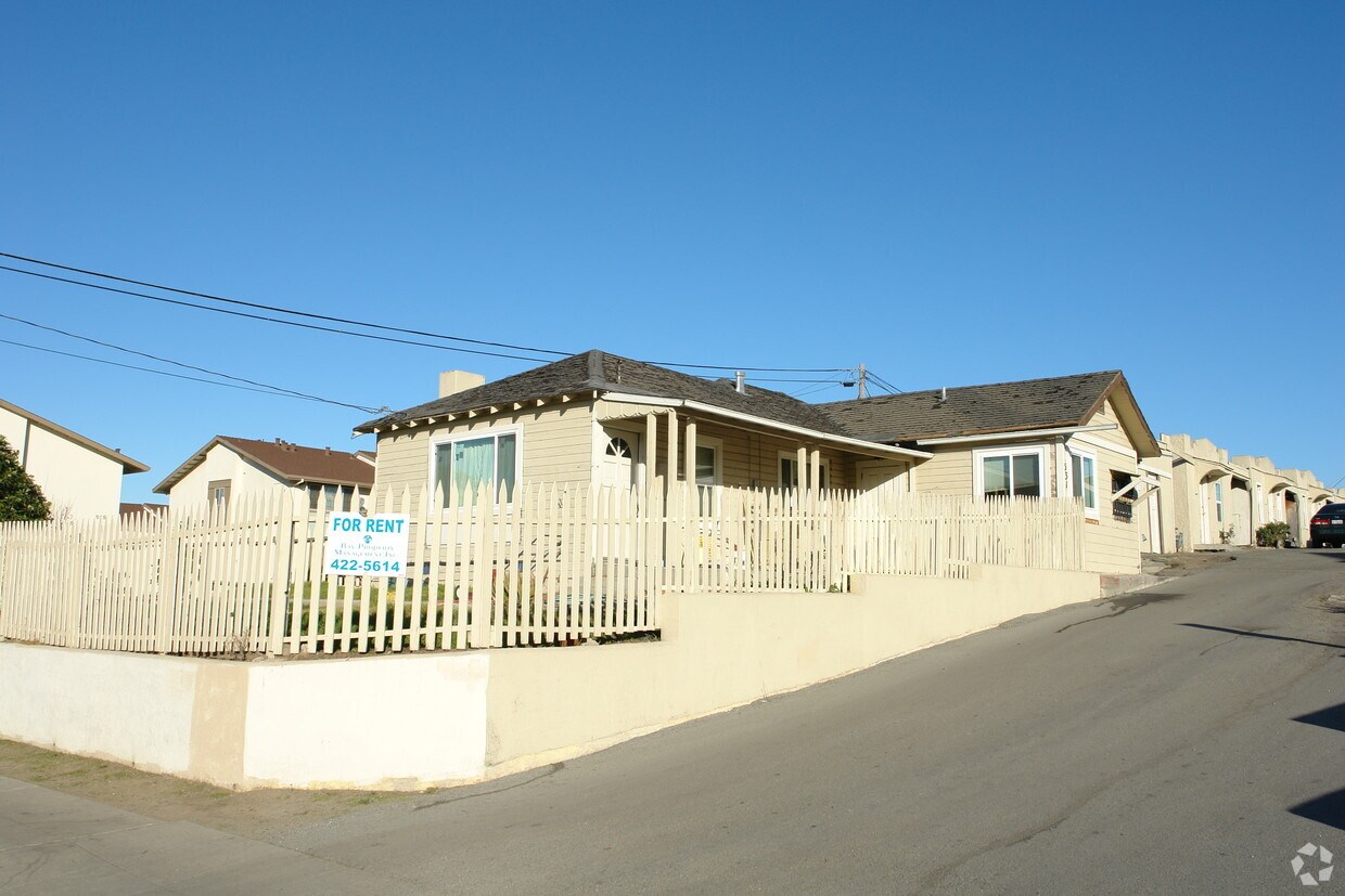 Foto principal - 531 Roosevelt St