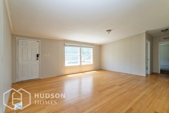 Building Photo - 224 Vernon Dr