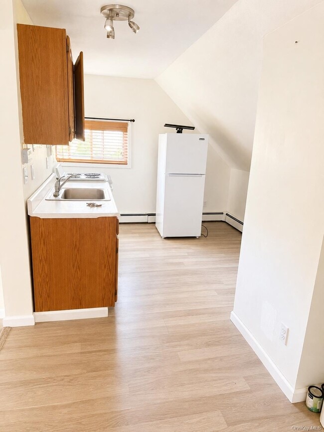 Foto del edificio - 361 Twin Ln S