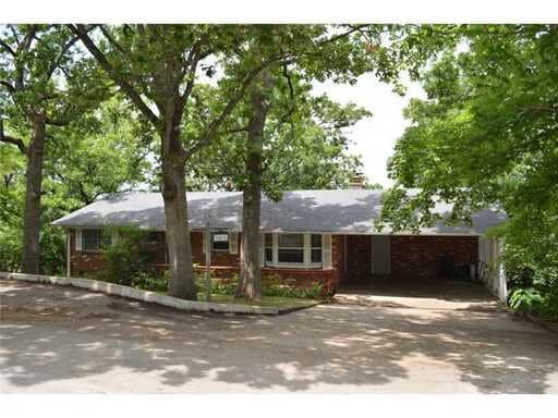 PRE-LEASING 4 Bedroom 2 Bath Single Family Home Close to Campus ent!!! - PRE-LEASING 4 Bedroom 2 Bath Single Family Home Close to Campus ent!!!