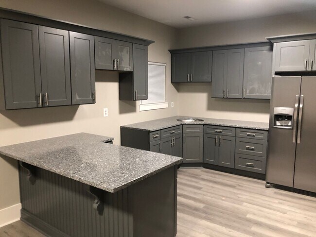 Foto del edificio - 1438 Indianola St