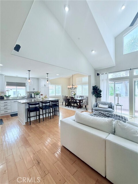 Foto del edificio - 307 N Broadway