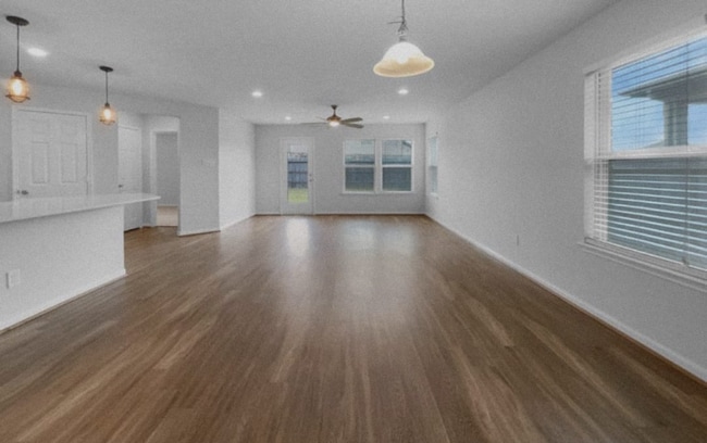 Foto del edificio - 25621 Ramsey Heights Way