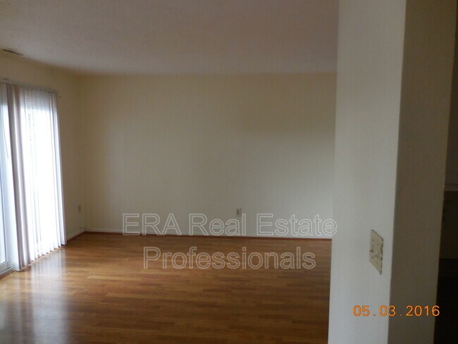 Building Photo - 1310 River Birch Run S