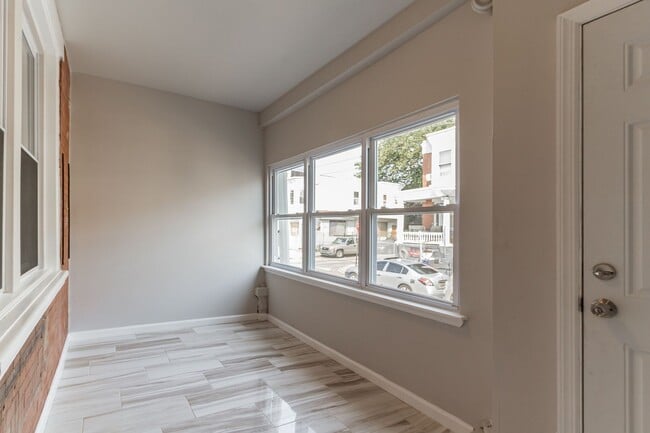 Building Photo - Newly Renovated 3 Bedroom 1 Bathroom House for Rent