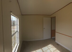 Building Photo - 126 Herschel's Way