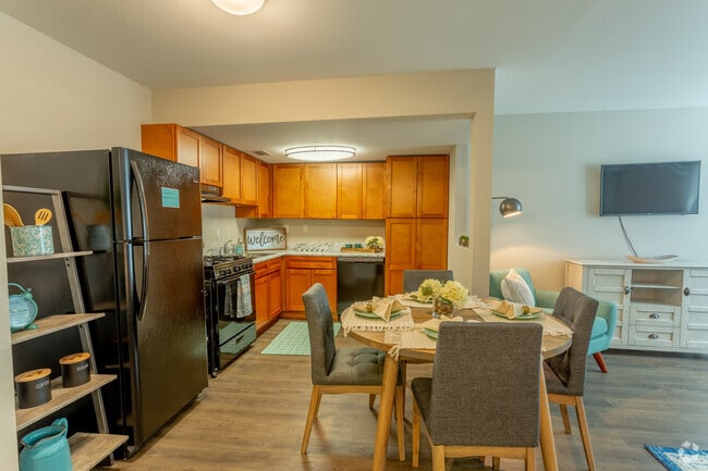 1BR,1BA The Marina - Portofino Apartments