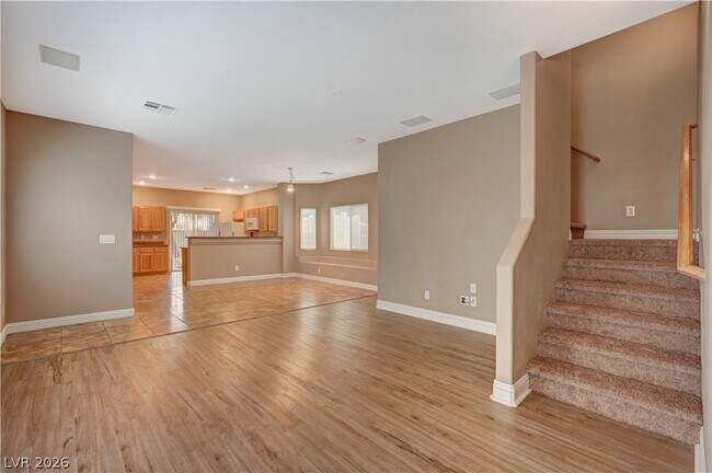 Foto del edificio - 9185 Wild Briar Ln