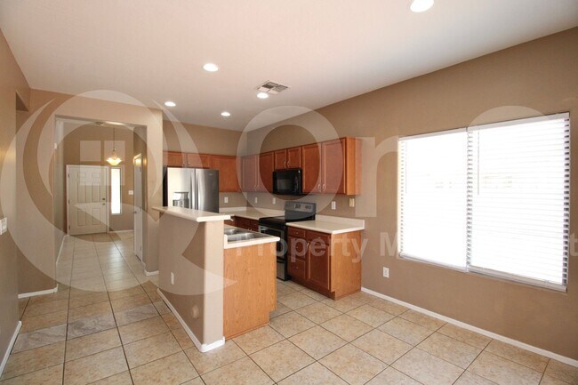 Foto del edificio - 5174 W Laurel Ave