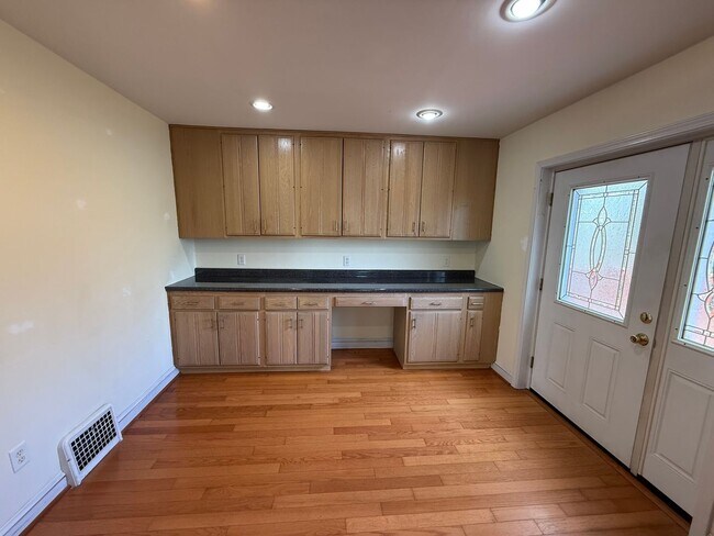 Foto del edificio - 8661 Litzsinger Rd