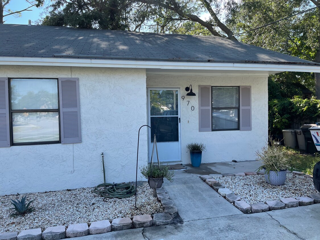 Foto principal - 970 Orchid St