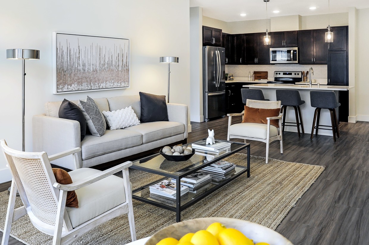 Spur 16 Mequon 6330 W Spur Rd Mequon, WI Apartments for Rent in