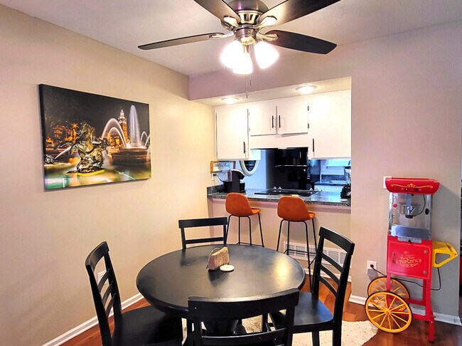 Foto del edificio - 3122 Eaton St