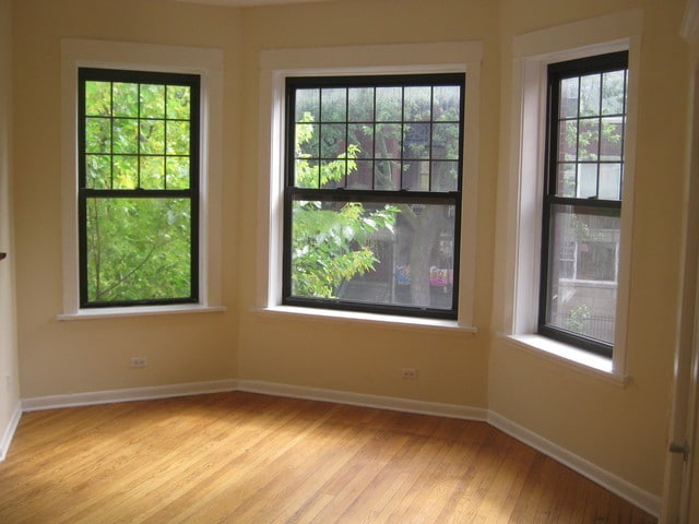 Building Photo - 5120 N Kenmore Ave