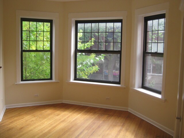 Foto del edificio - 5120 N Kenmore Ave