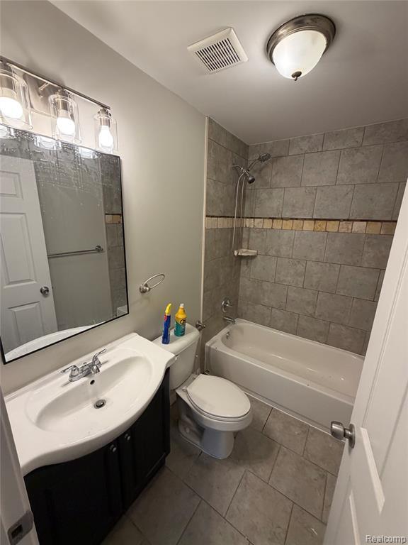 Foto del edificio - 22130 Cora Ave