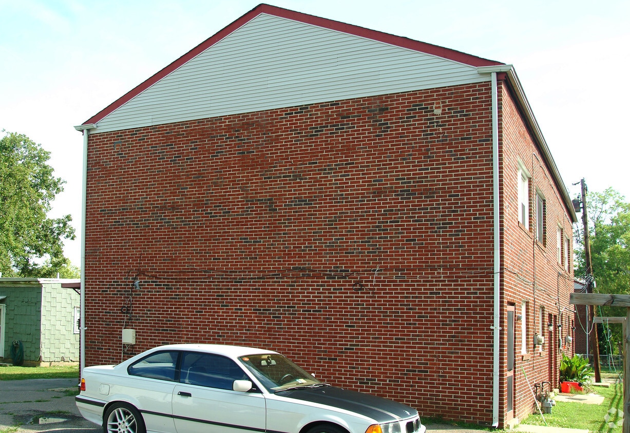 Building Photo - Ginter Park Apartment Portfolio
