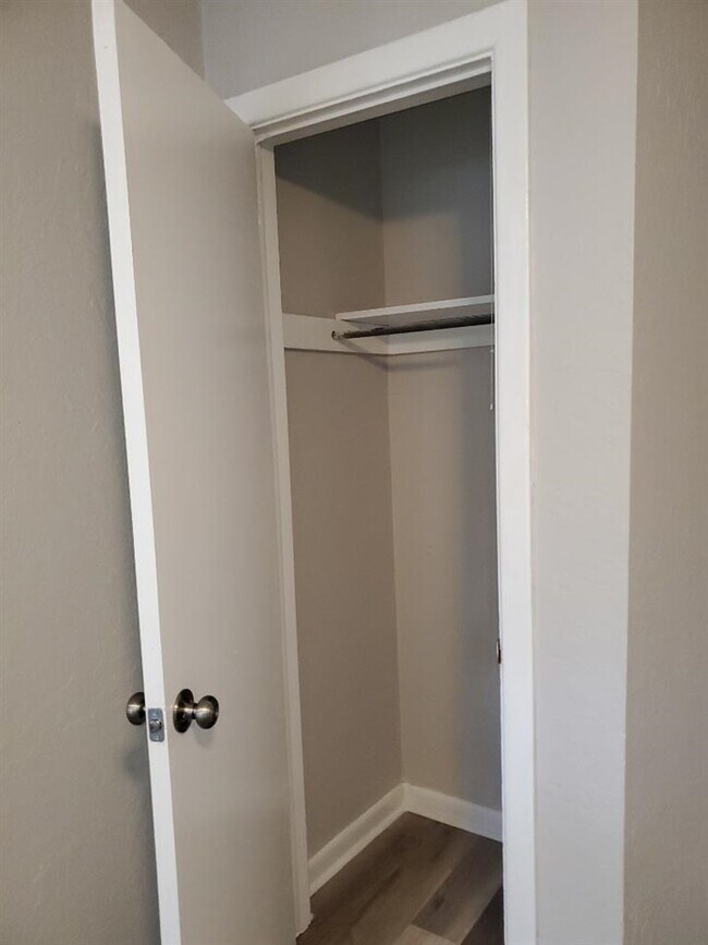 Foto del edificio - 2305 NW Denver Ave