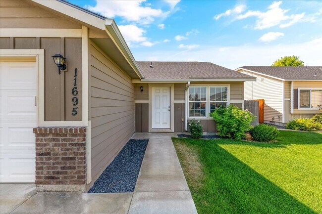 Foto del edificio - 11695 Altamont St