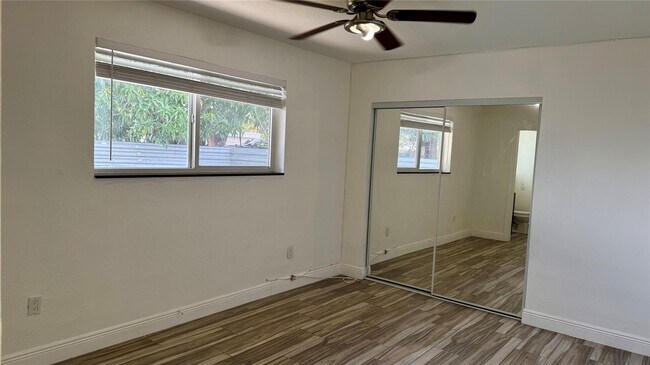 Building Photo - $2,950MONTHLY;3120 SW 35TH AVE WEST PARK, ...