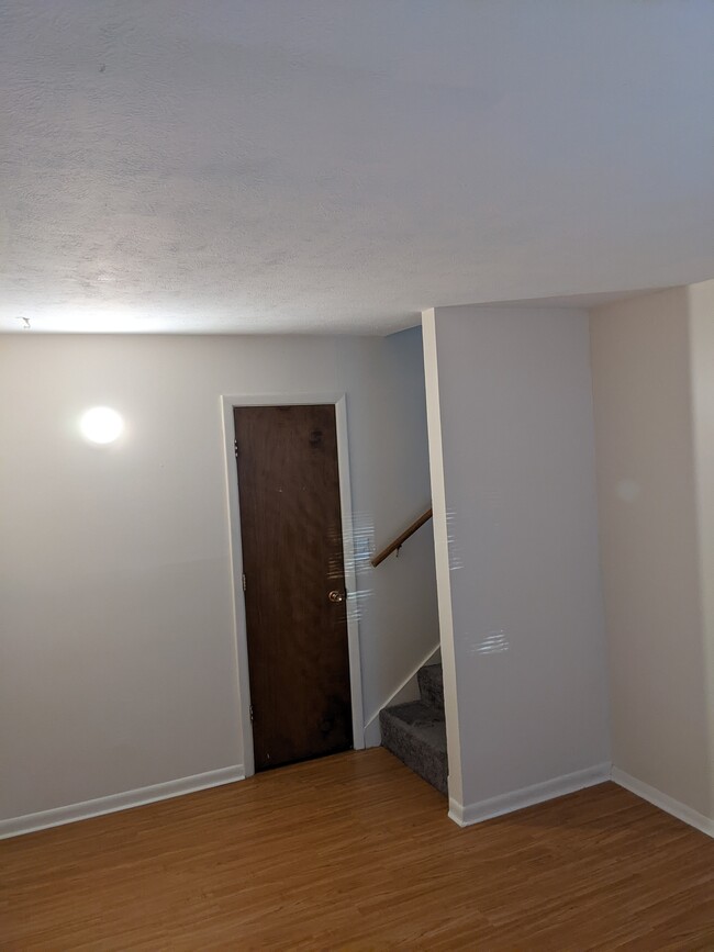 Building Photo - 903 Centennial Dr