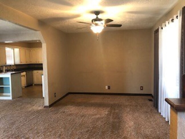 Building Photo - 3 br, 2 bath House - 21050 state hwy 146