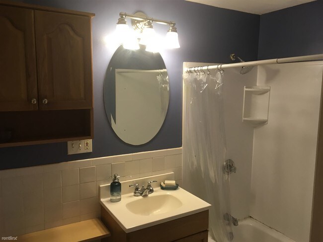 Foto del edificio - 1000 Governors Dr