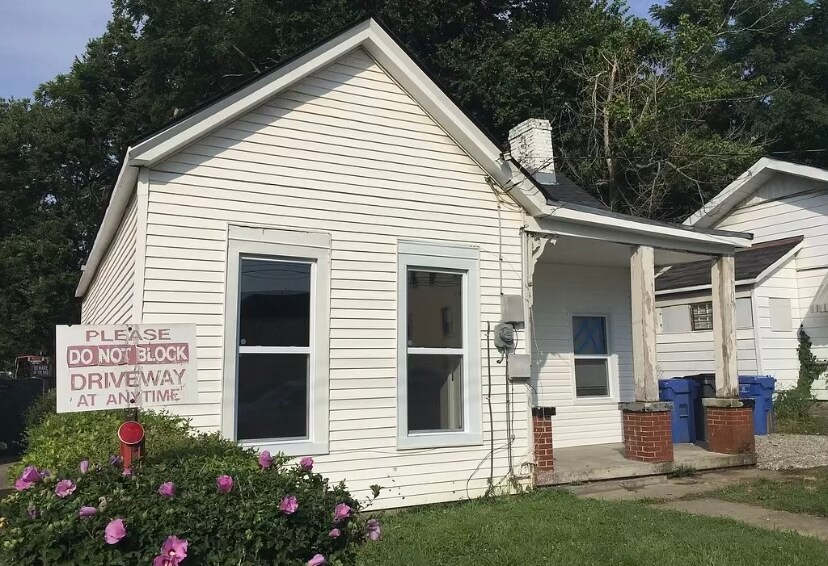 Exterior - 248 E Fifth St