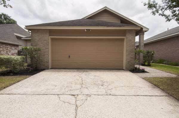 Primary Photo - 1711 Hamlin Valley Dr