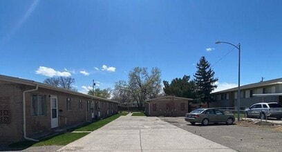 Building Photo - 2028 Alderson Ave