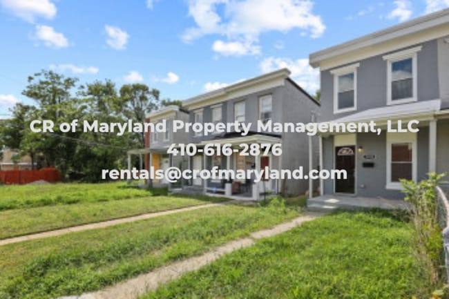 Building Photo - WAITLIST APPLICATIONS ONLY