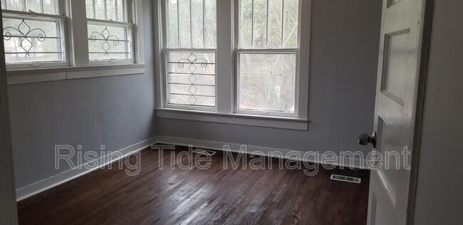 Building Photo - 1213 Haven Dr