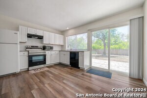 Foto del edificio - 6010 Castle Hunt Dr
