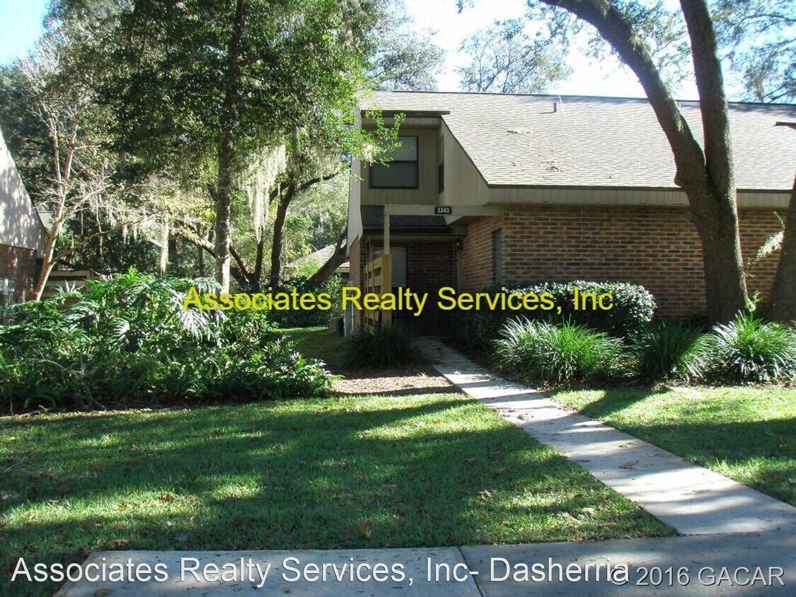 2 br, 2 bath House 3343 NW 54th Ter House for Rent in Gainesville