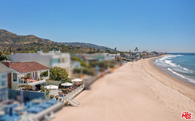 Foto del edificio - 23826 Malibu Rd