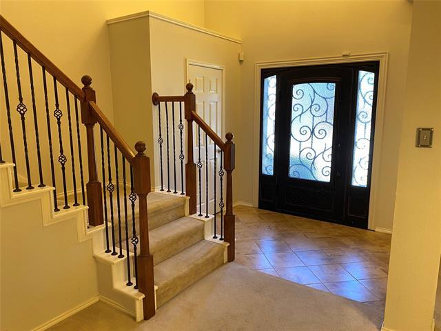 Building Photo - 207 Colonial Ln