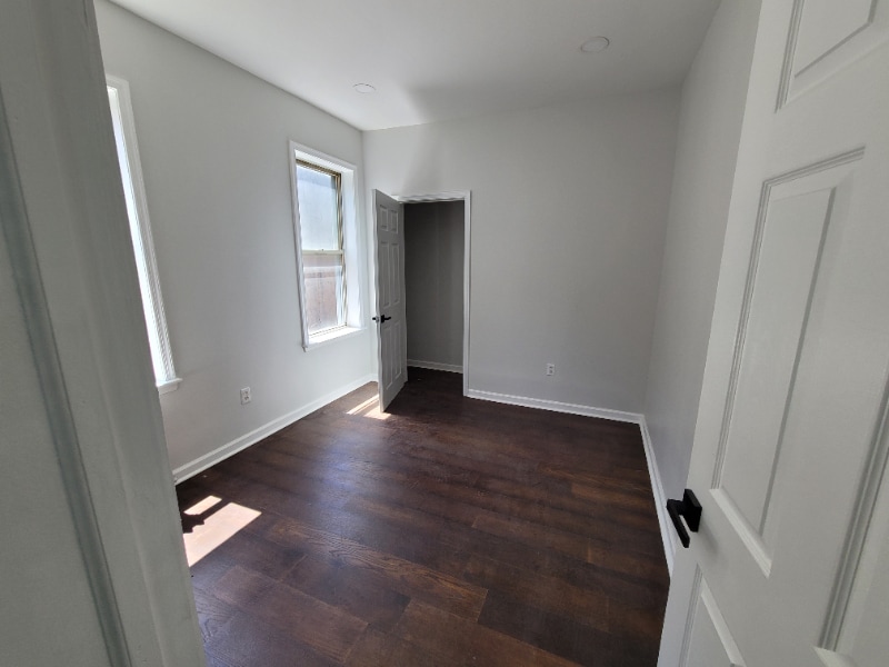 Building Photo - 118 N 52nd St